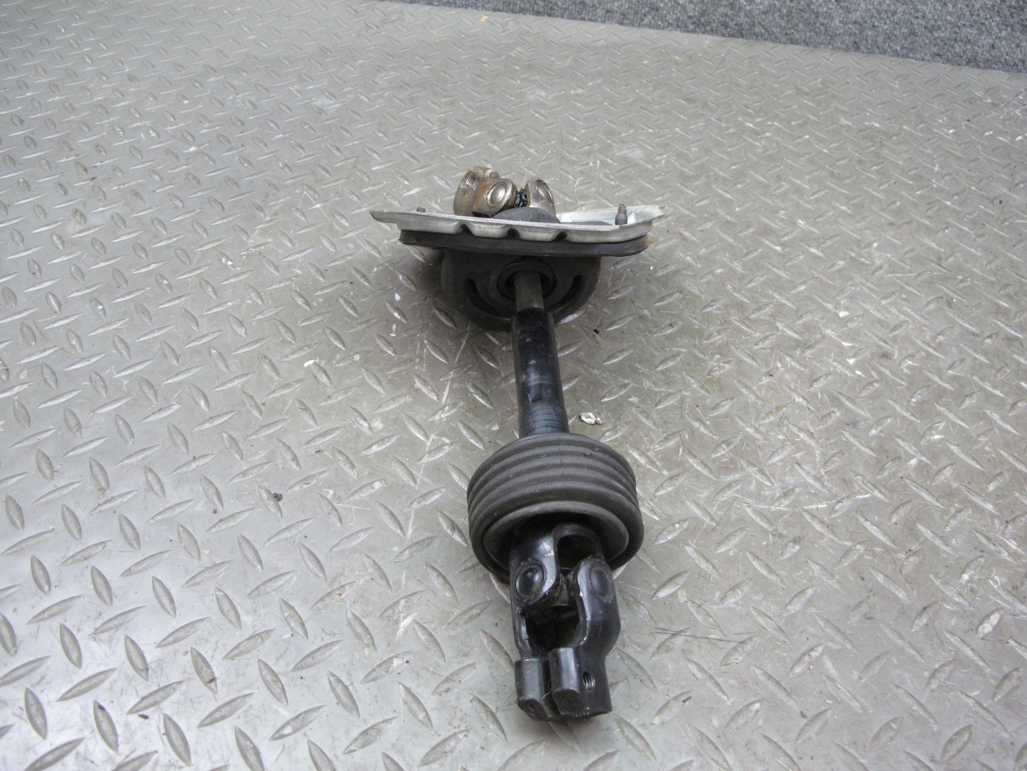 91-99 Mitsubishi 3000GT Steering Column Universal U Joint Shaft OEM