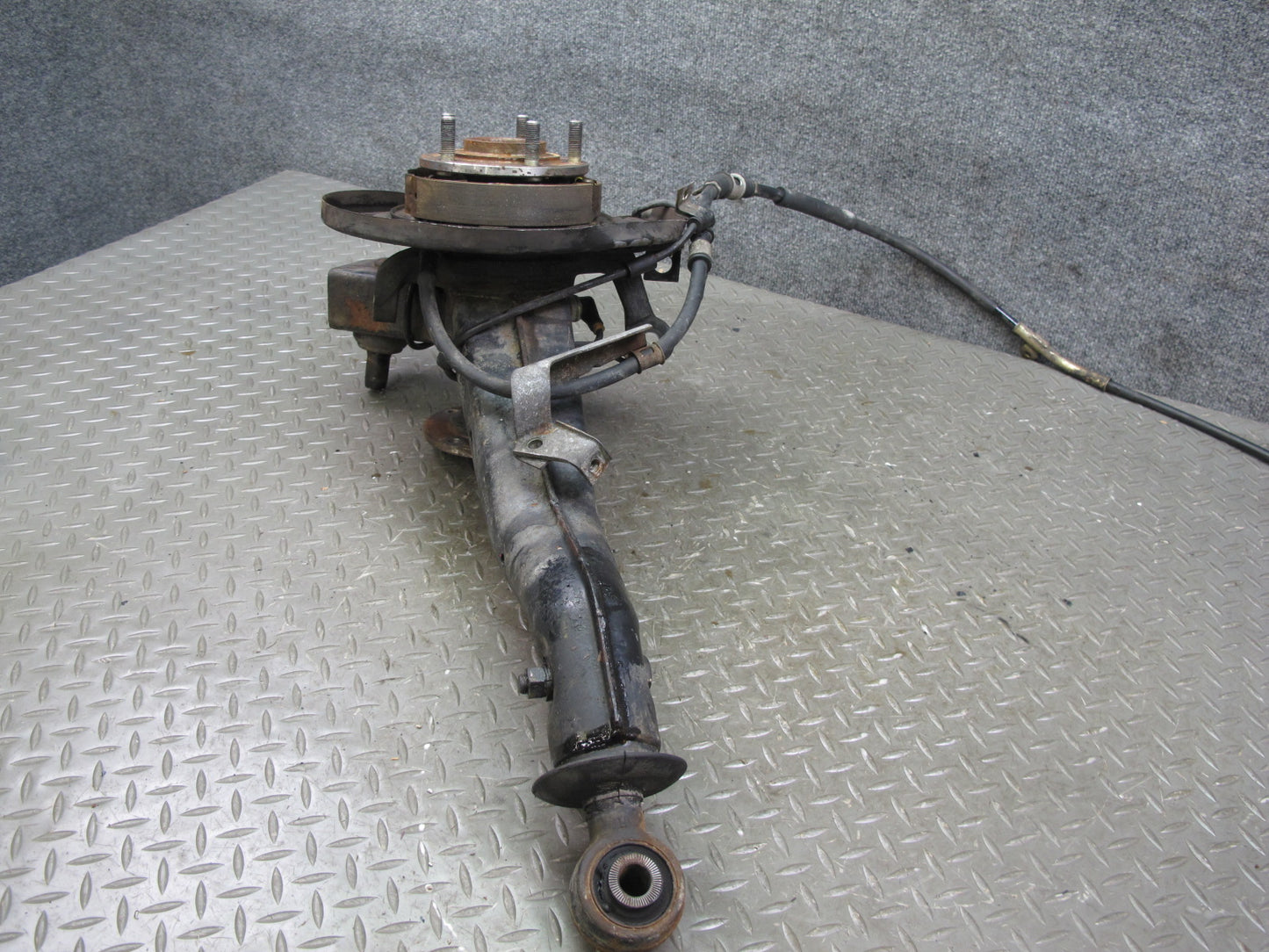 91-96 Mitsubishi 3000GT AWD Turbo Rear Right Knuckle Wheel Hub Trailing Arm