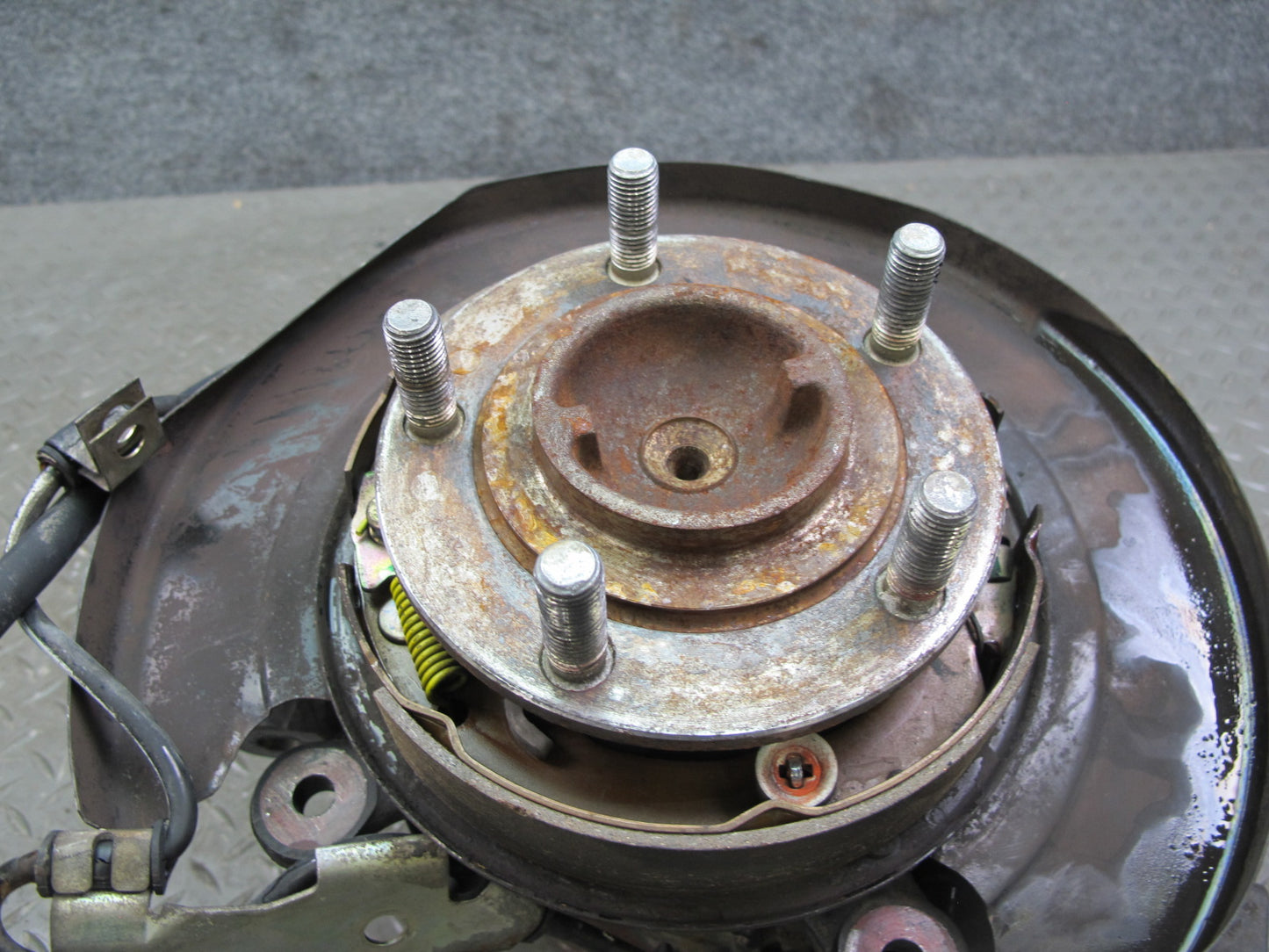 91-96 Mitsubishi 3000GT AWD Turbo Rear Right Knuckle Wheel Hub Trailing Arm