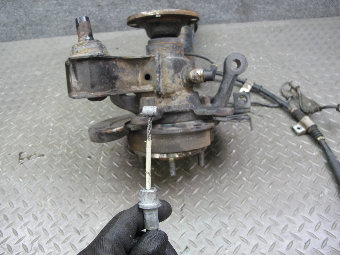 91-96 Mitsubishi 3000GT AWD Turbo Rear Right Knuckle Wheel Hub Trailing Arm