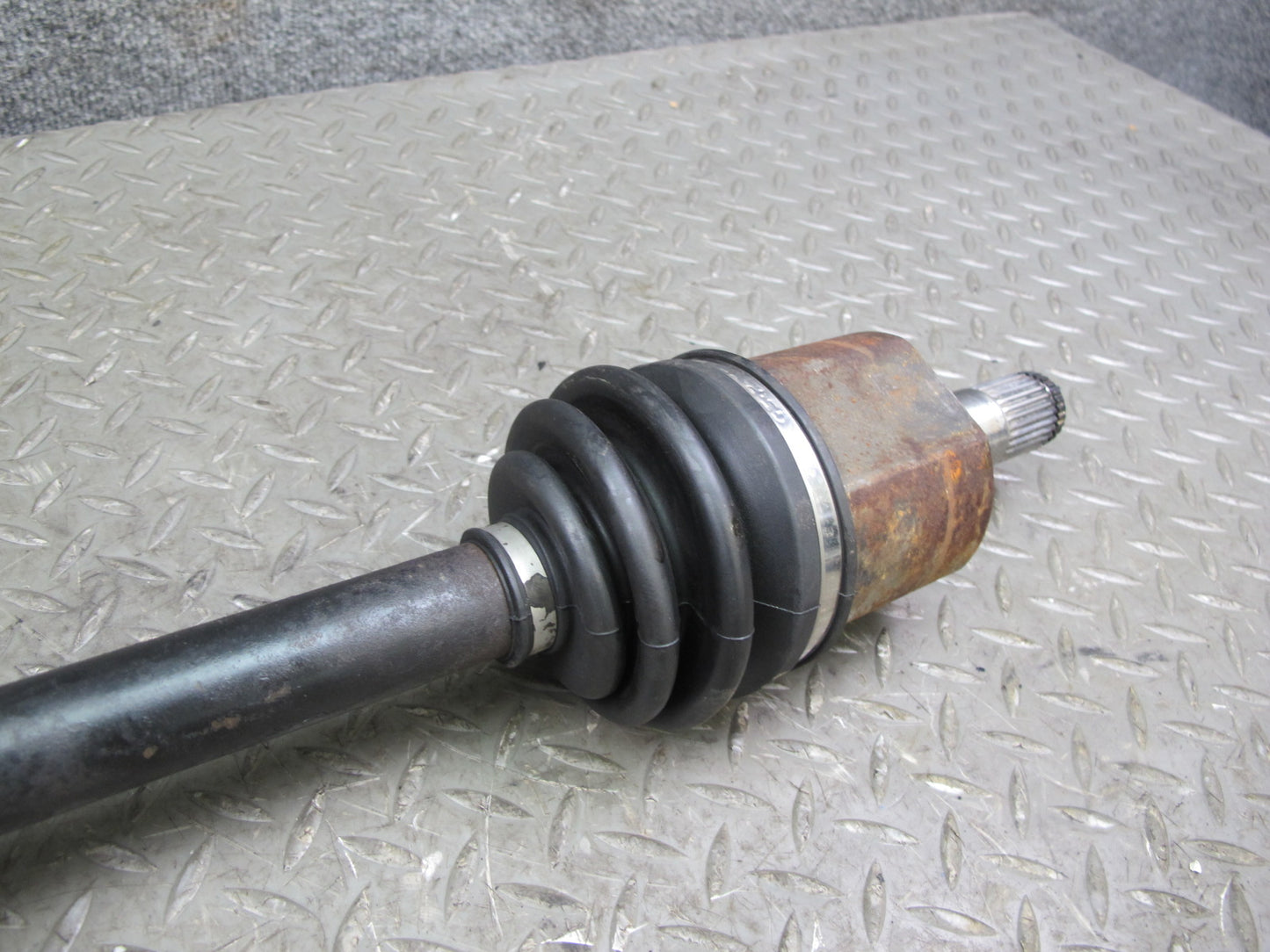 91-92 Mitsubishi 3000GT FWD Turbo Front Right Spindle Knuckle Wheel Hub OEM