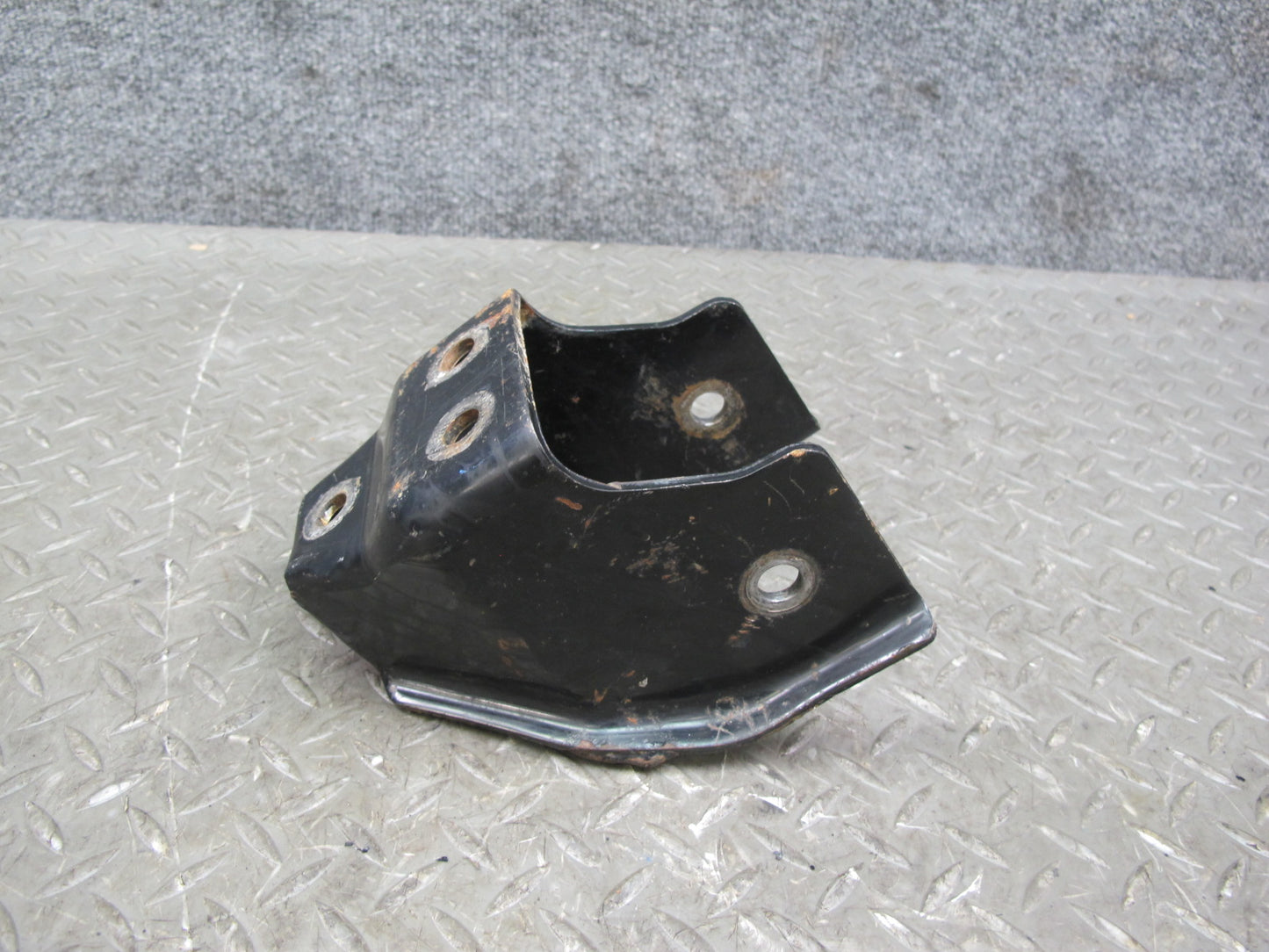 91-93 Mitsubishi 3000GT M/T Manual Transmission Mount Bracket Support OEM