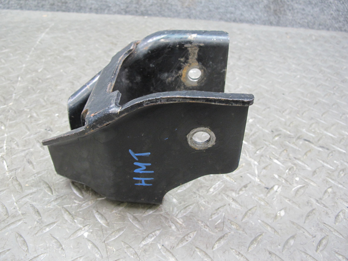 91-93 Mitsubishi 3000GT M/T Manual Transmission Mount Bracket Support OEM