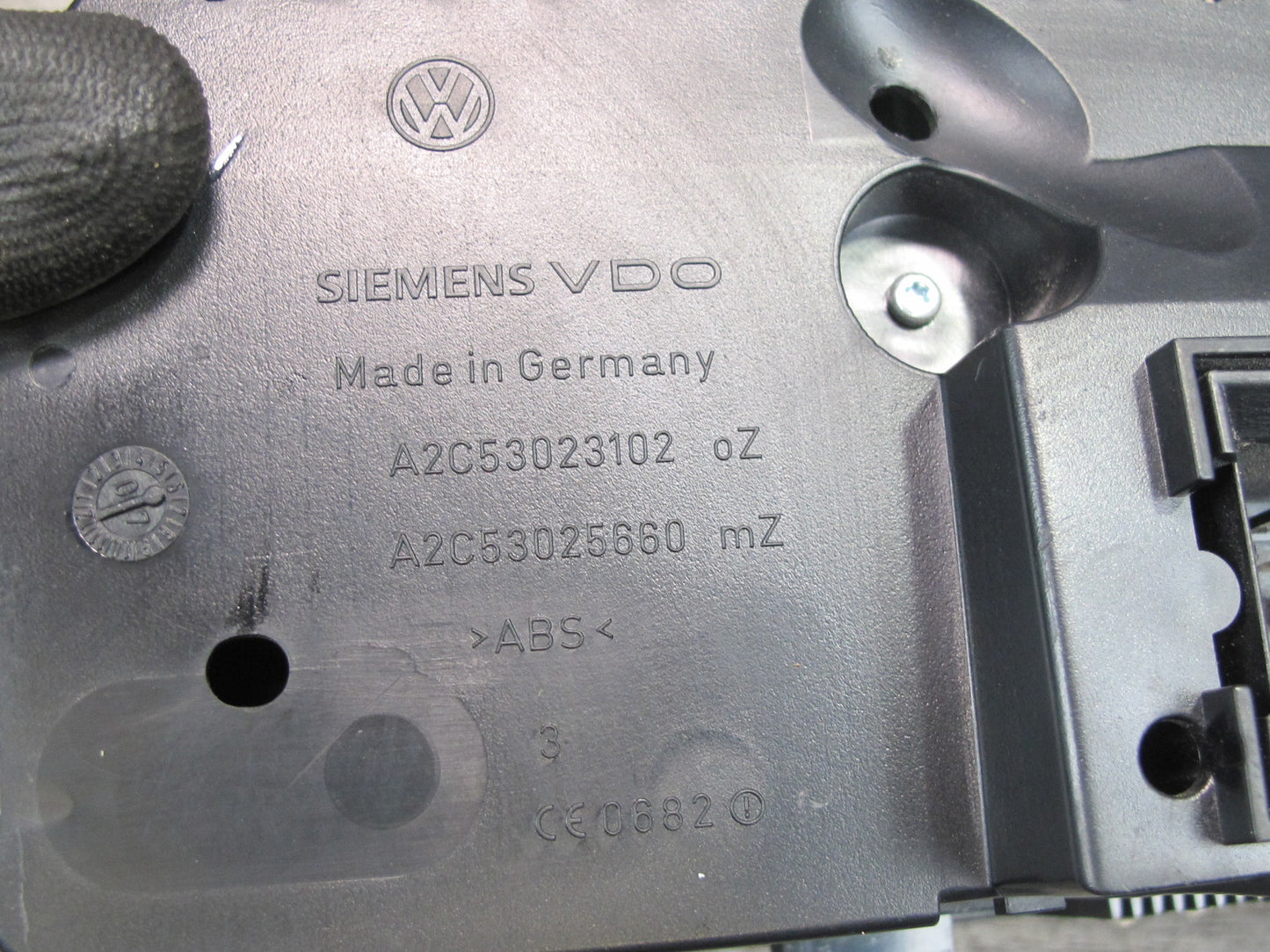 2008 VW R32 VR6 ECU ECM BCM Theft Speedometer Ignition Glove Door Lock KEY Set