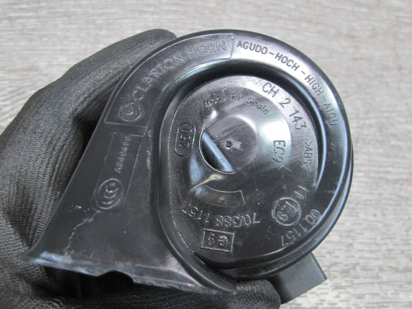 11-14 BMW E70 E71 X5 X6 Set of 2 High & Low Tone Note Pitch Horn Signal OEM