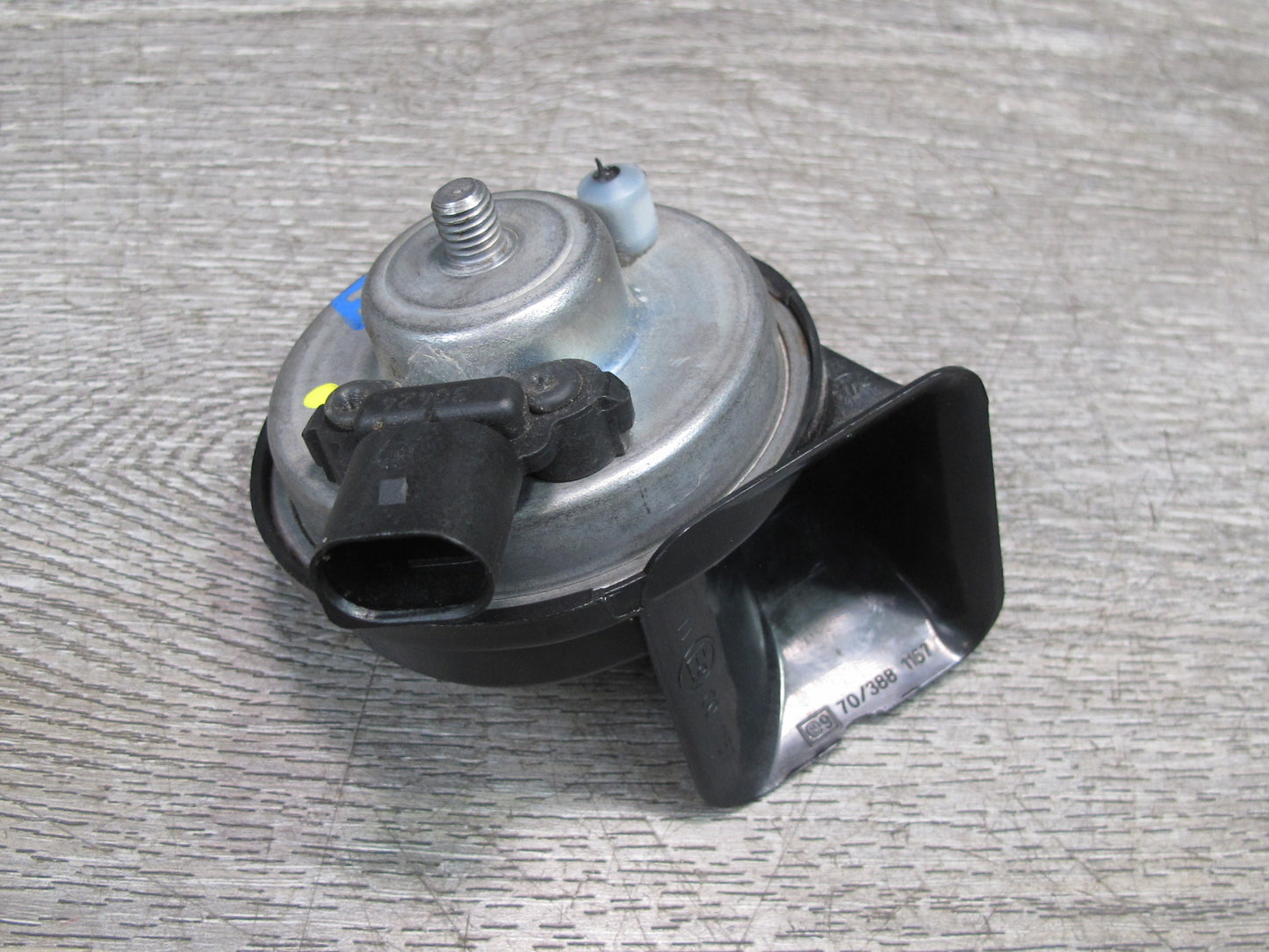 11-14 BMW E70 E71 X5 X6 Set of 2 High & Low Tone Note Pitch Horn Signal OEM