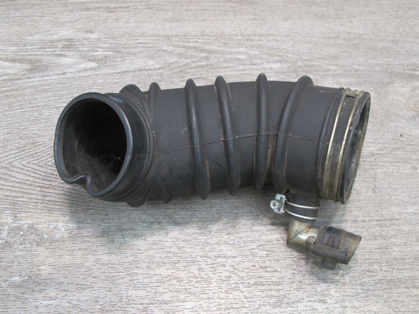 85-89 Nissan Z31 300ZX Air Intake Tube Hose Duct Pipe OEM