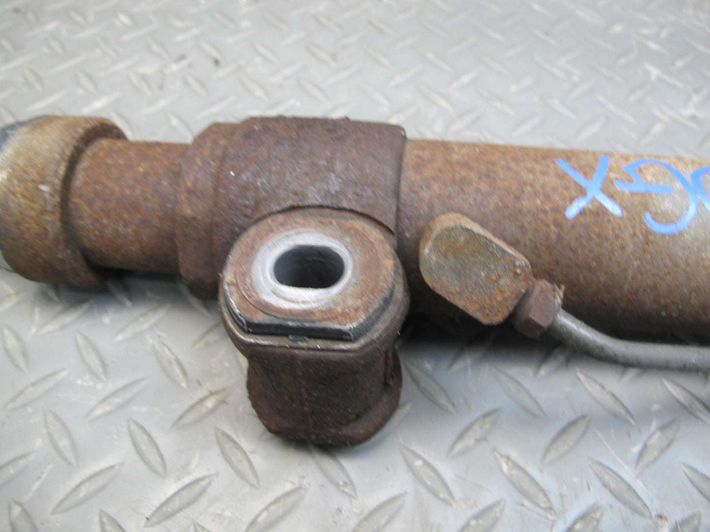 2003-2004 Lexus UZJ120L GX470 Power Steering Rack & Pinion Gear