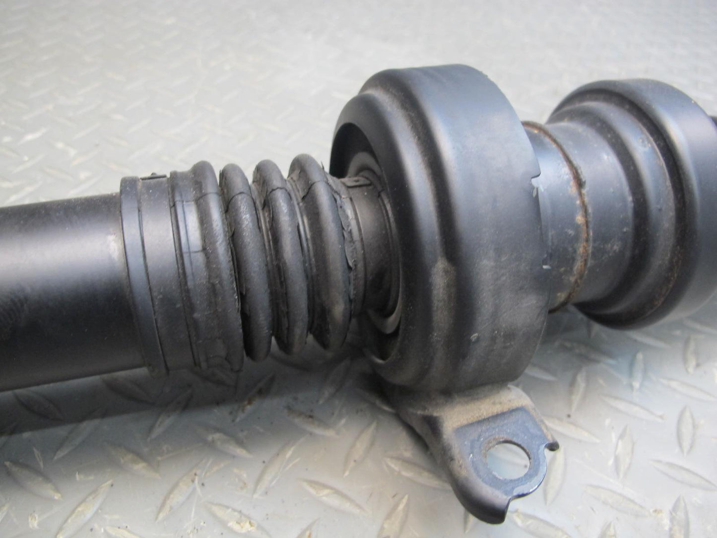 2011-2018 Porsche Cayenne 958 AWD 4.8T Rear Drive Shaft Driveshaft 7P0521101J