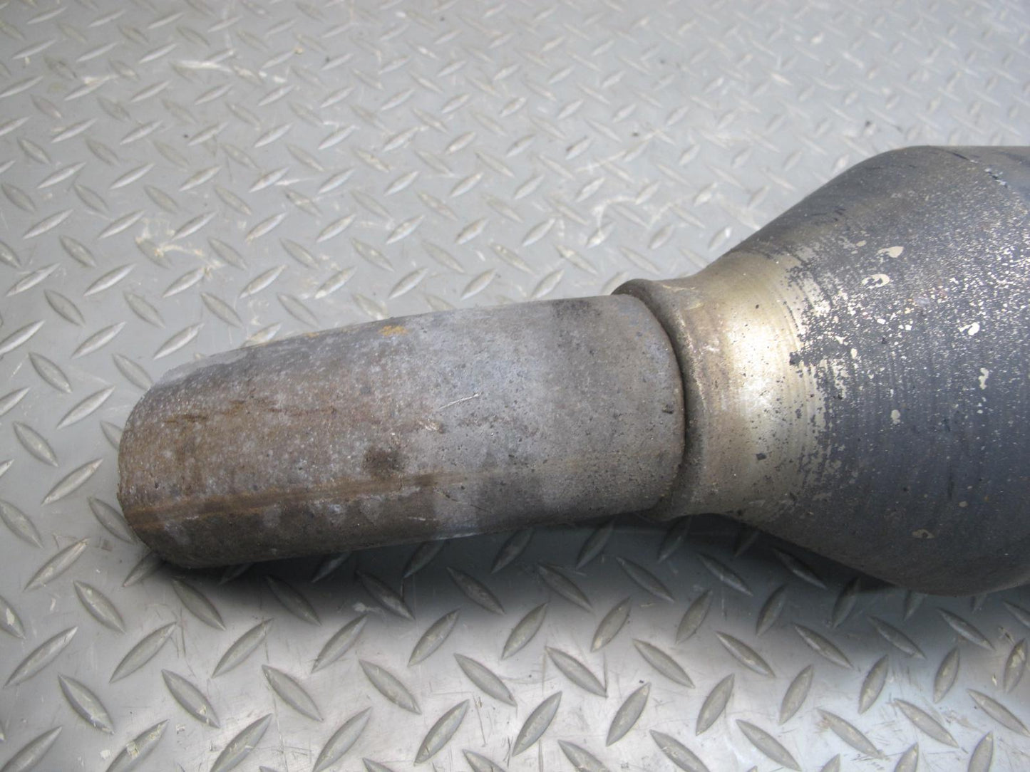 2003-2009 Lexus UZJ120L GX470 4WD Rear Exhaust Muffler