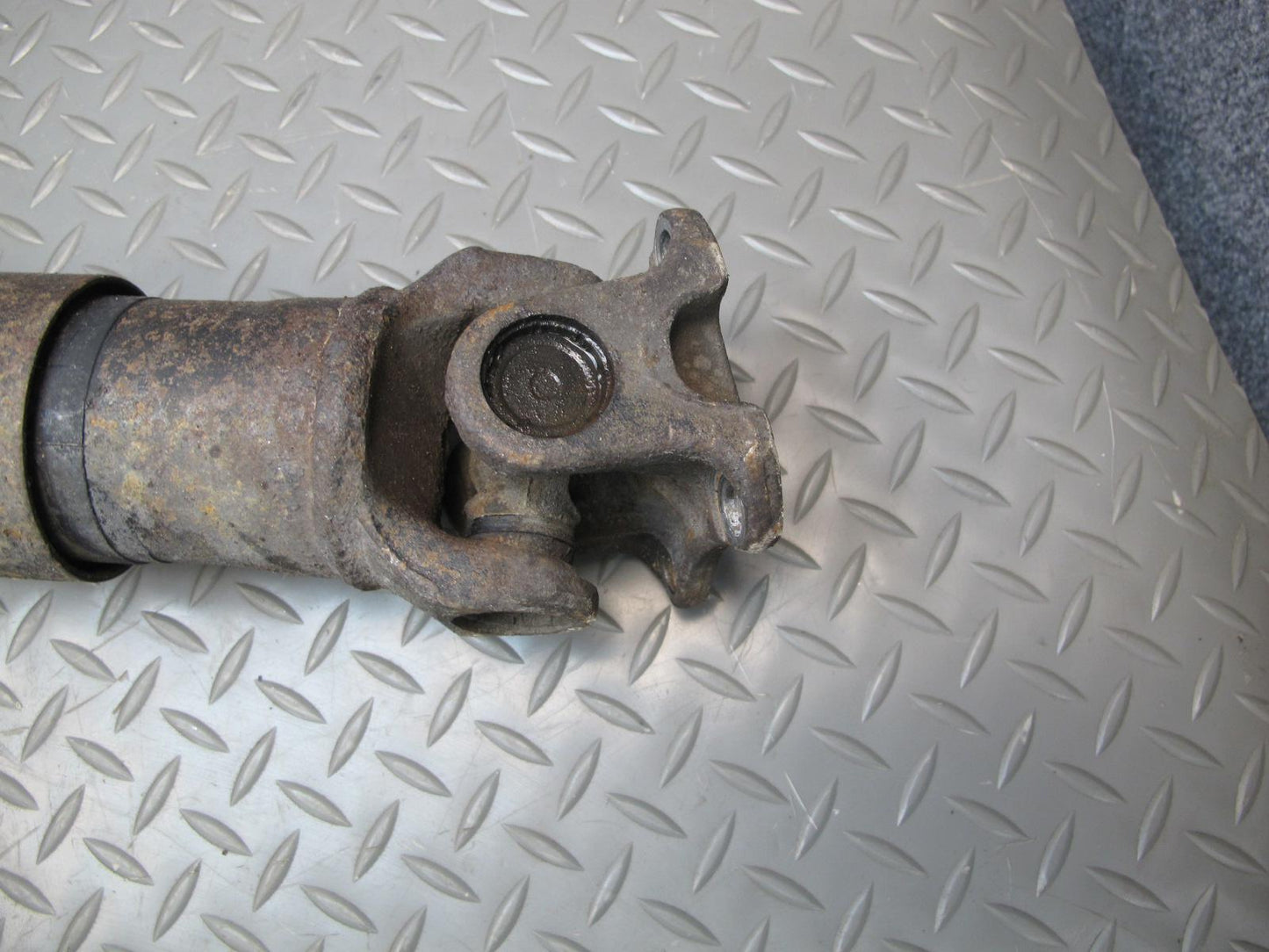 91-93 Mitsubishi 3000GT Stealth VR4 Turbo AWD 5-SP MT Driveshaft Drive Shaft OEM