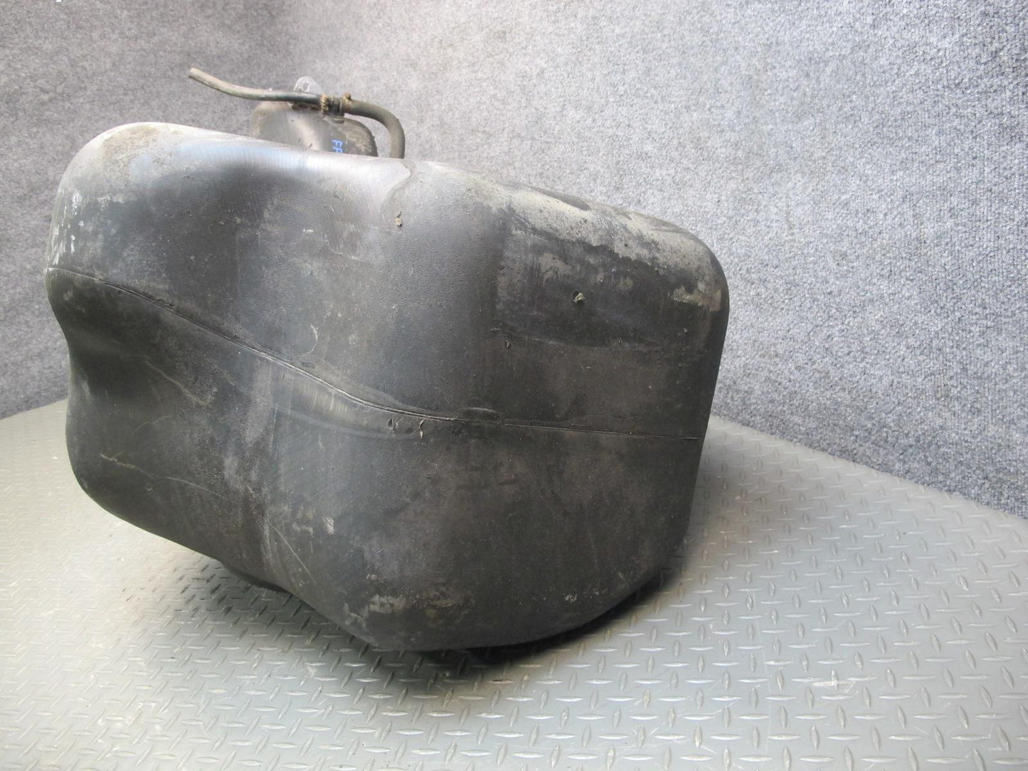 1983-1995 Porsche 928 S4 Fuel Gas Tank Unit 92820100305