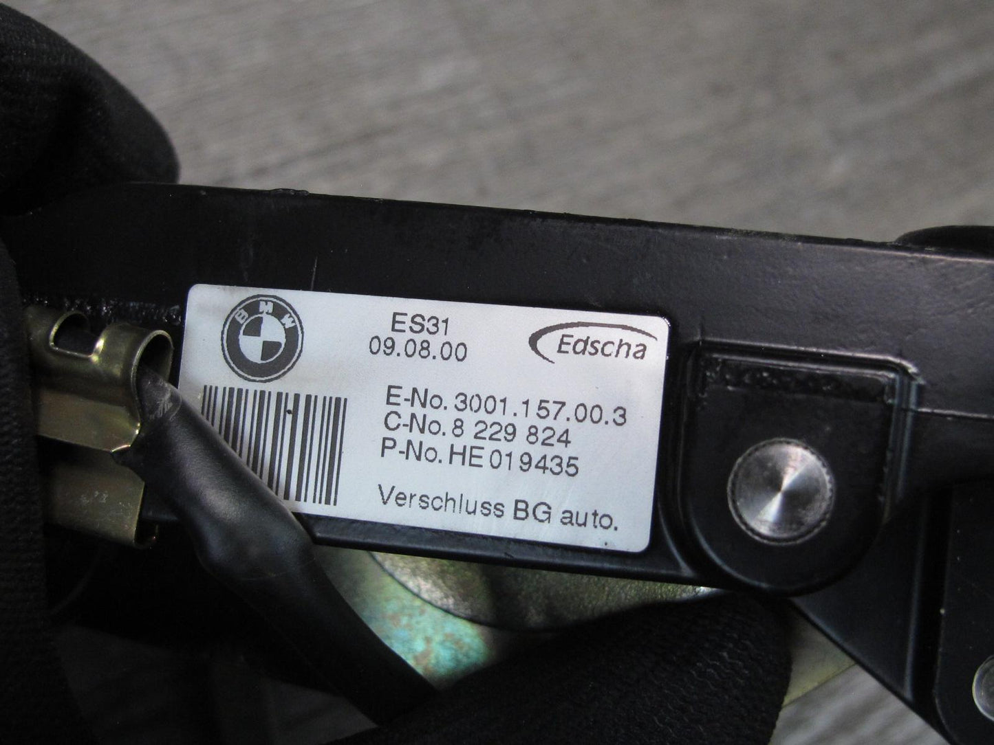 01-06 BMW E46 Convertible Set of 2 Soft TOP Roof Left & Right Lock Latch OEM