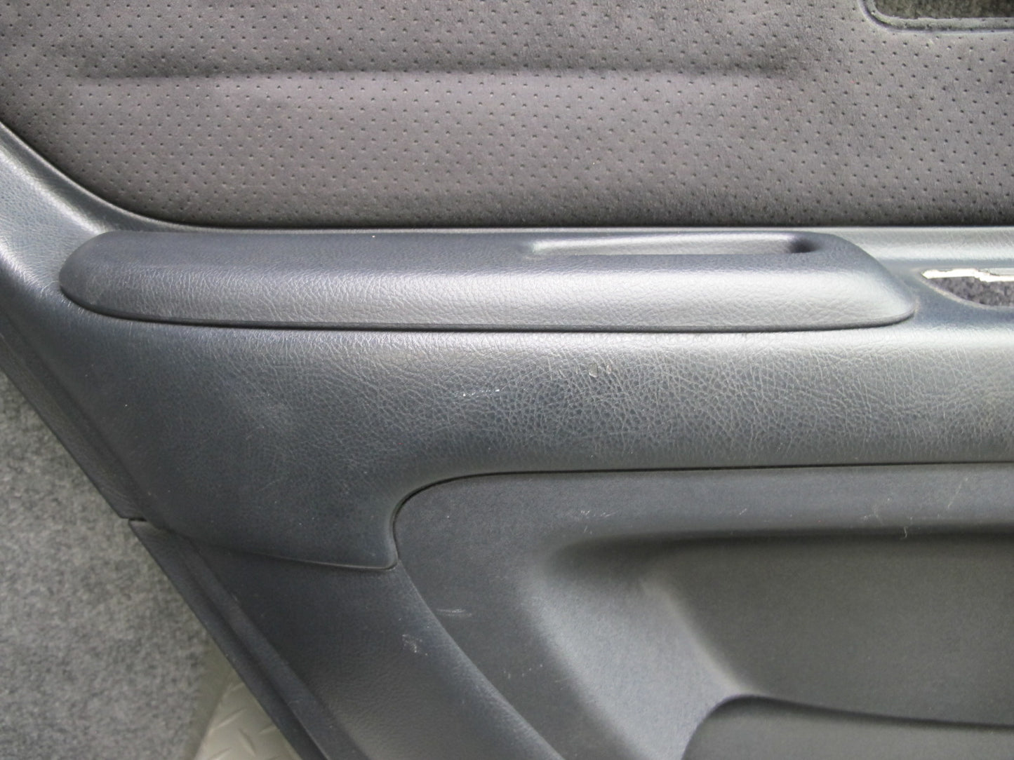 02-03 Lexus JCE10L IS300 Sedan Set of 2 Rear Door Interior Trim Panel Black OEM