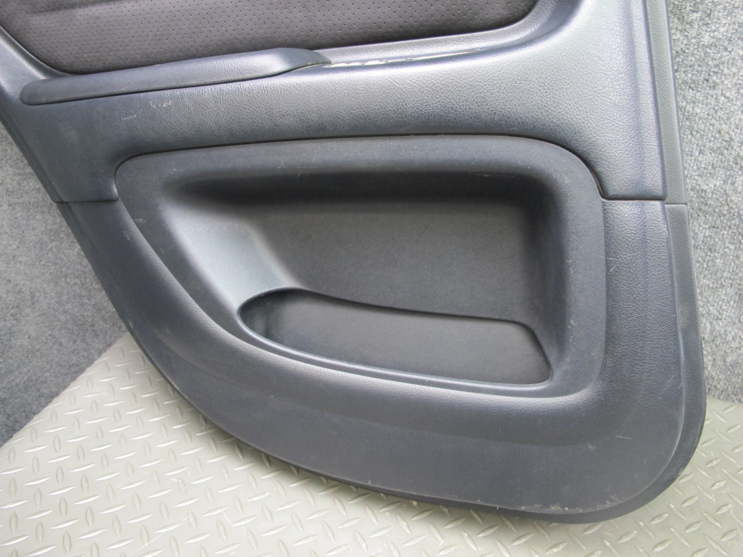 02-03 Lexus JCE10L IS300 Sedan Set of 2 Rear Door Interior Trim Panel Black OEM