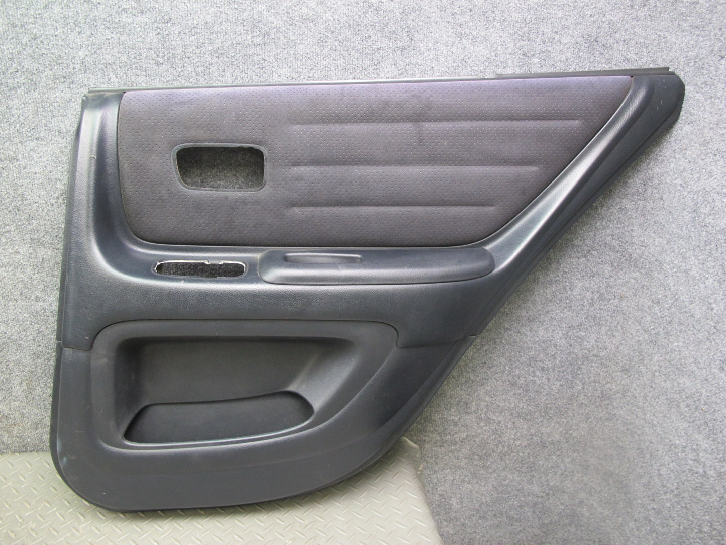 02-03 Lexus JCE10L IS300 Sedan Set of 2 Rear Door Interior Trim Panel Black OEM