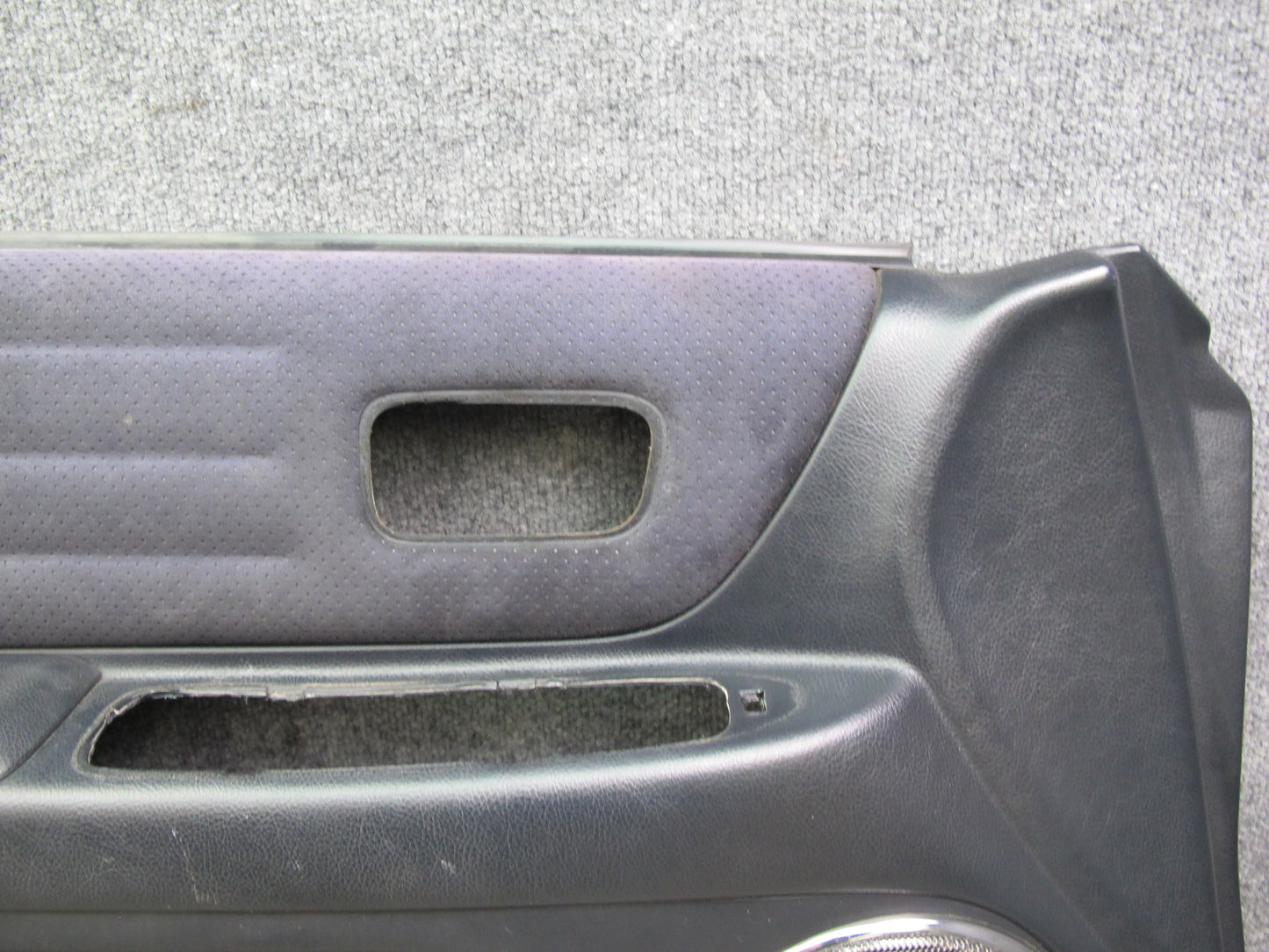 2002 Lexus JCE10L IS300 Sedan Set of 2 Front Door Interior Trim Cover Panel OEM