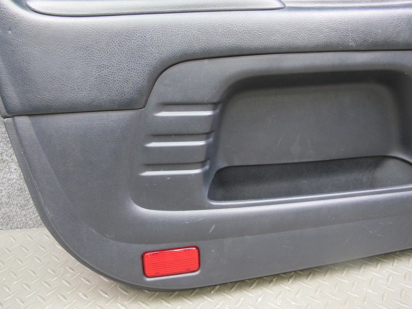 2002 Lexus JCE10L IS300 Sedan Set of 2 Front Door Interior Trim Cover Panel OEM