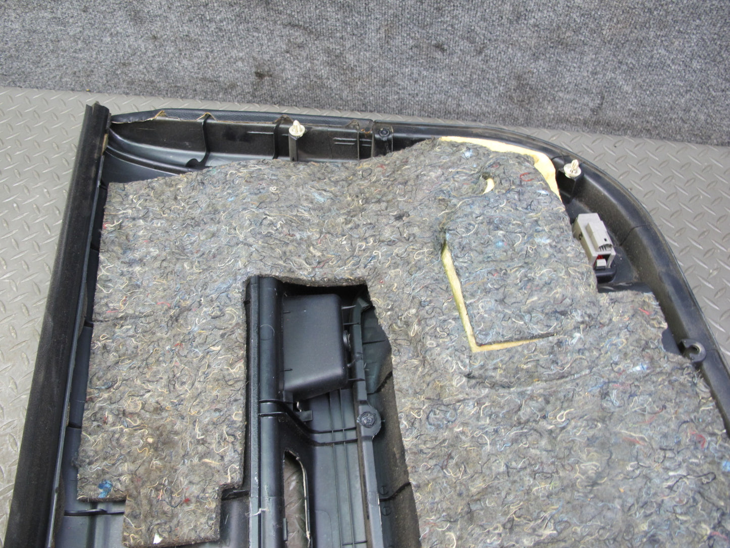 2002 Lexus JCE10L IS300 Sedan Set of 2 Front Door Interior Trim Cover Panel OEM