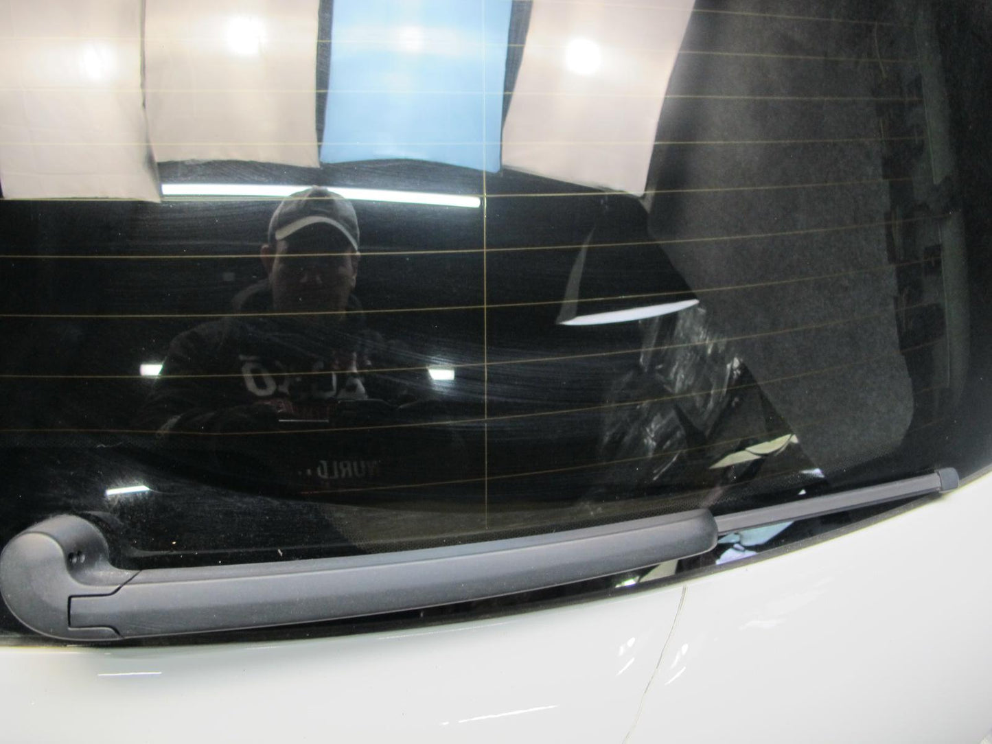 2011-2014 Porsche Cayenne 958 Rear Trunk Lid Tailgate Liftgate Shell w Glass