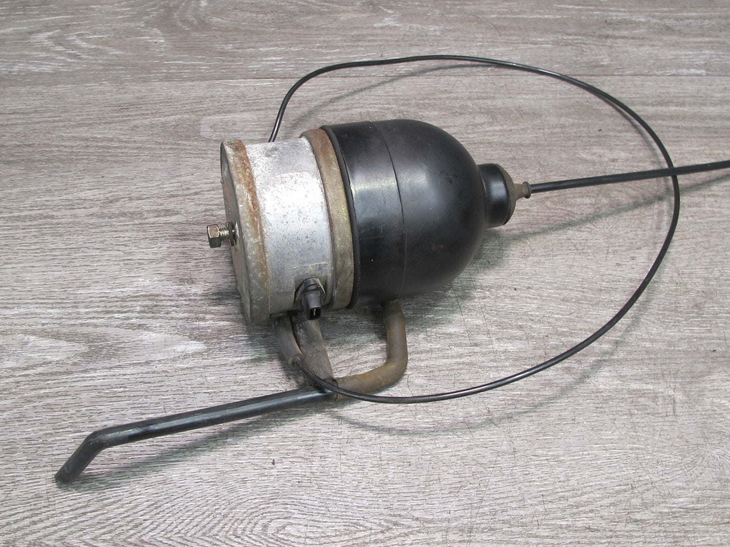 1987-1989 Porsche 928 Cruise Control Actuator 92861712104