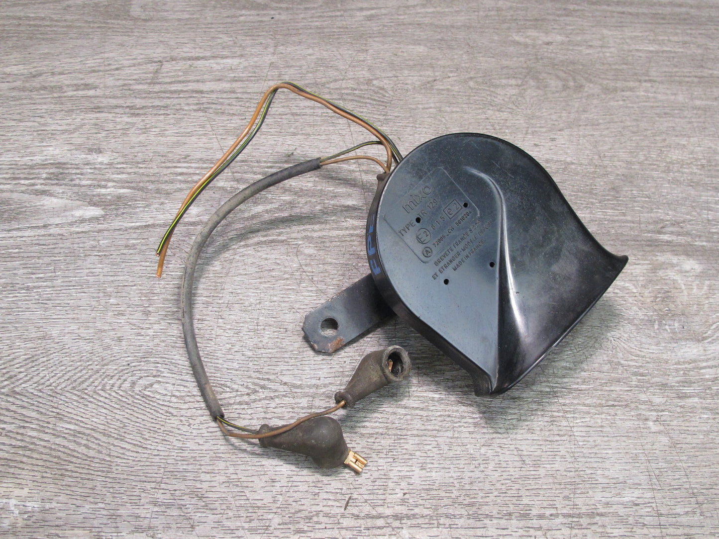 1984-1991 Porsche 928 Horn Signal