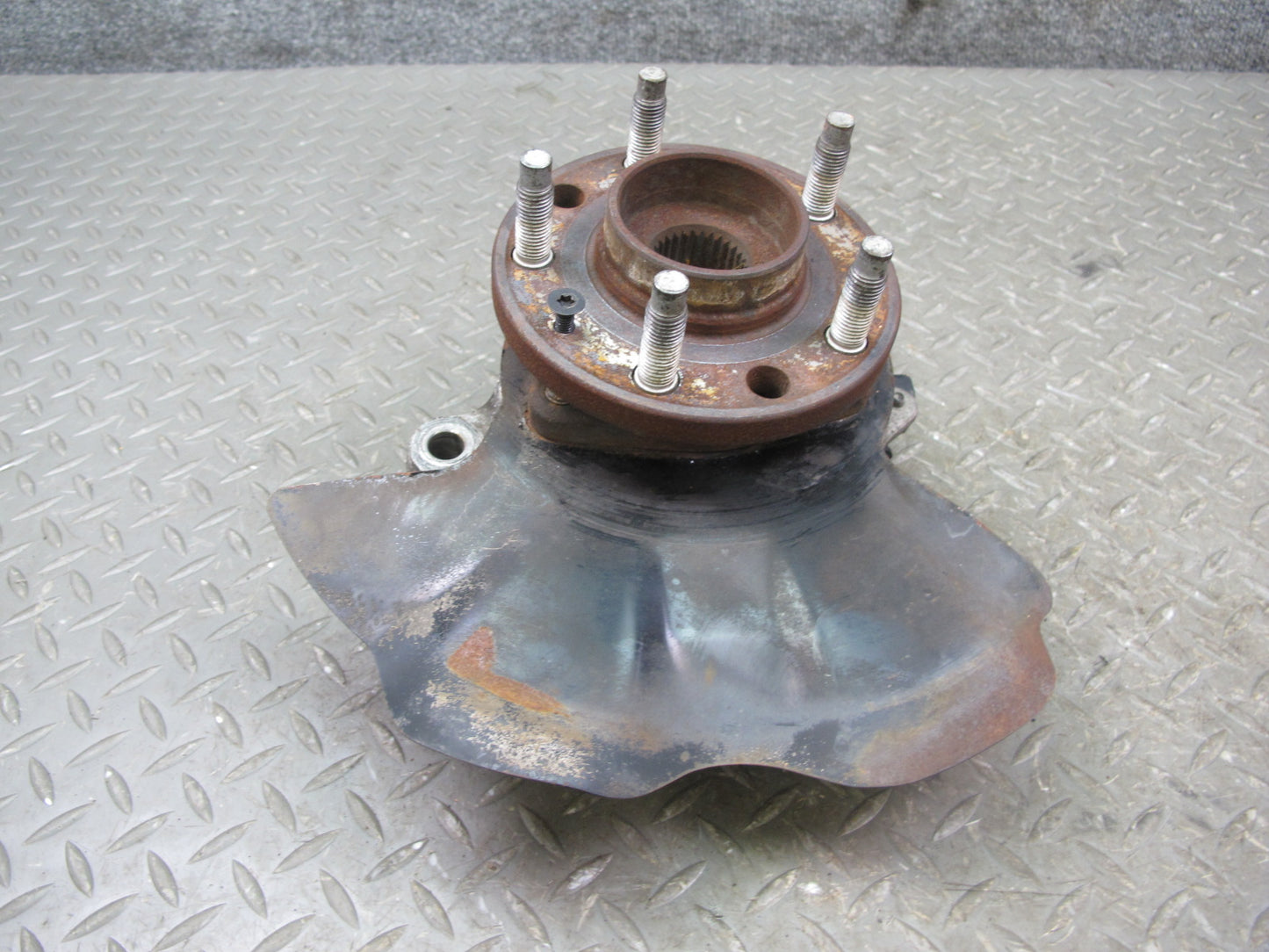 07-10 Saturn SKY Pontiac Solstice Front Right Spindle Knuckle Wheel Hub OEM