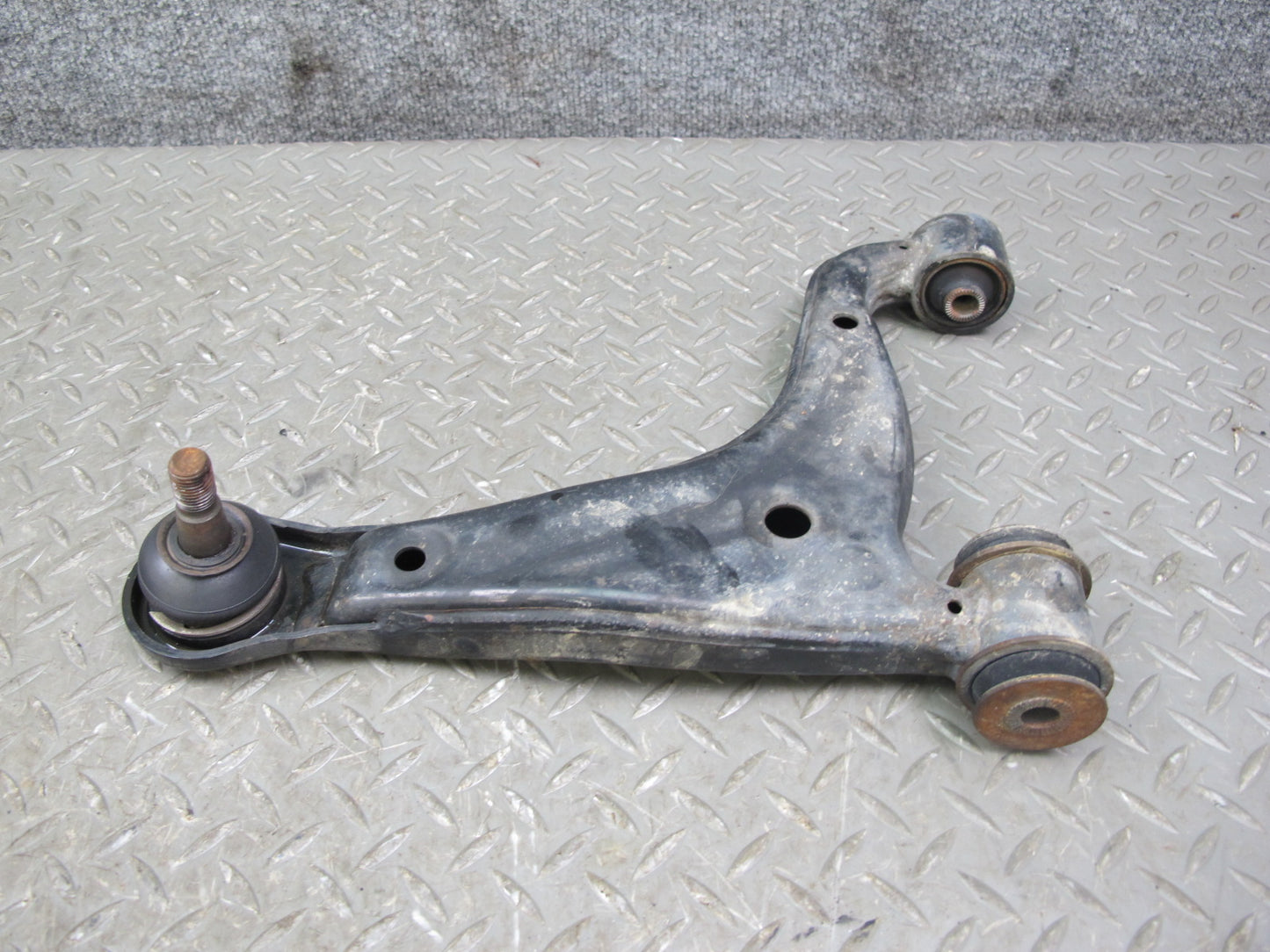 01-05 Lexus JCE10L IS300 Set of 2 Rear Left Upper & Lower Control Arm OEM