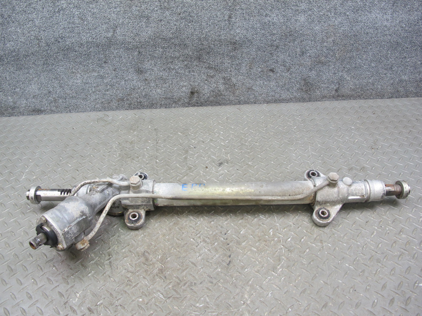 2010-2016 Porsche Panamera 970 RWD Power Steering Rack & Pinion Gear Assembly