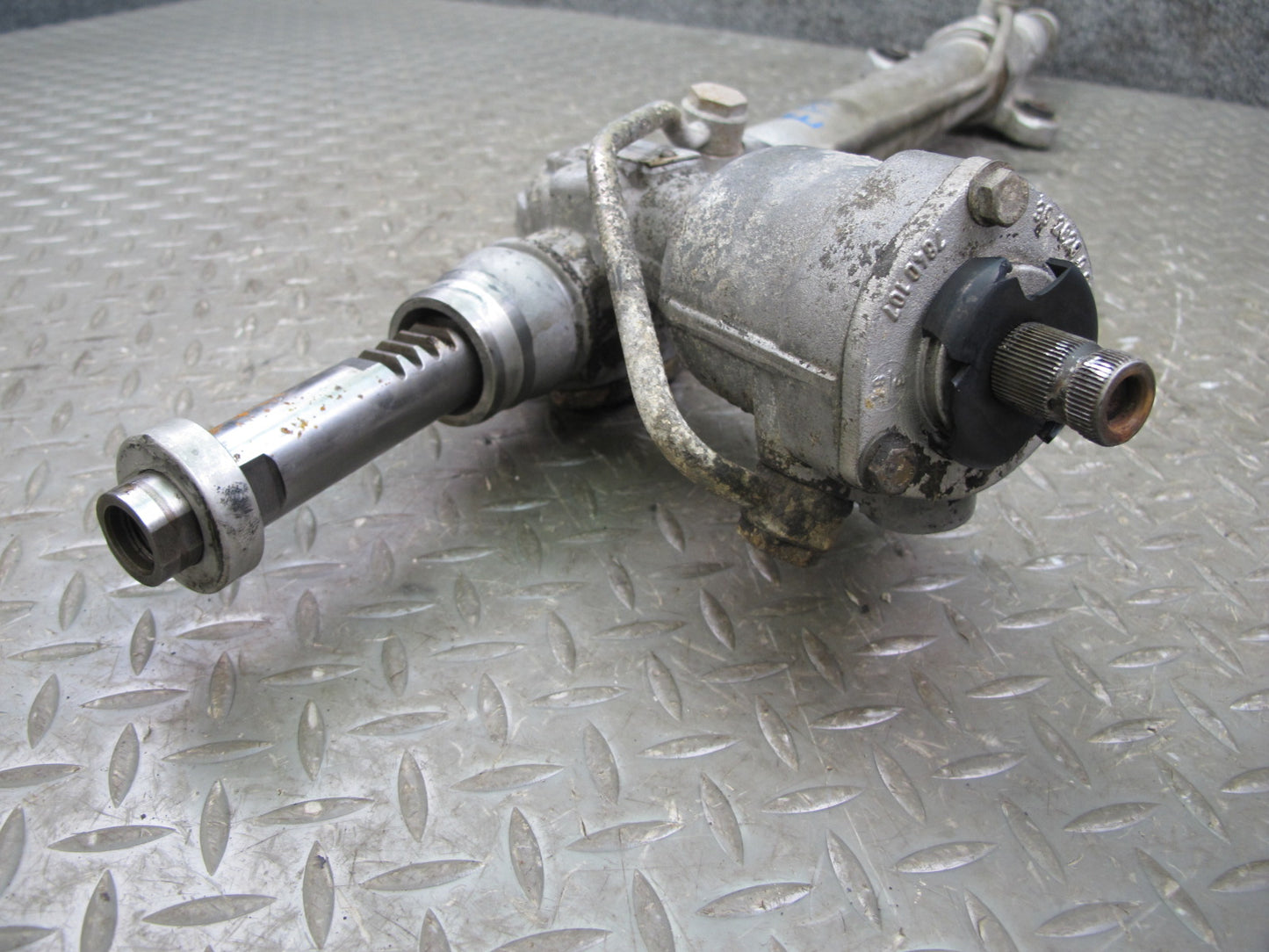 2010-2016 Porsche Panamera 970 RWD Power Steering Rack & Pinion Gear Assembly