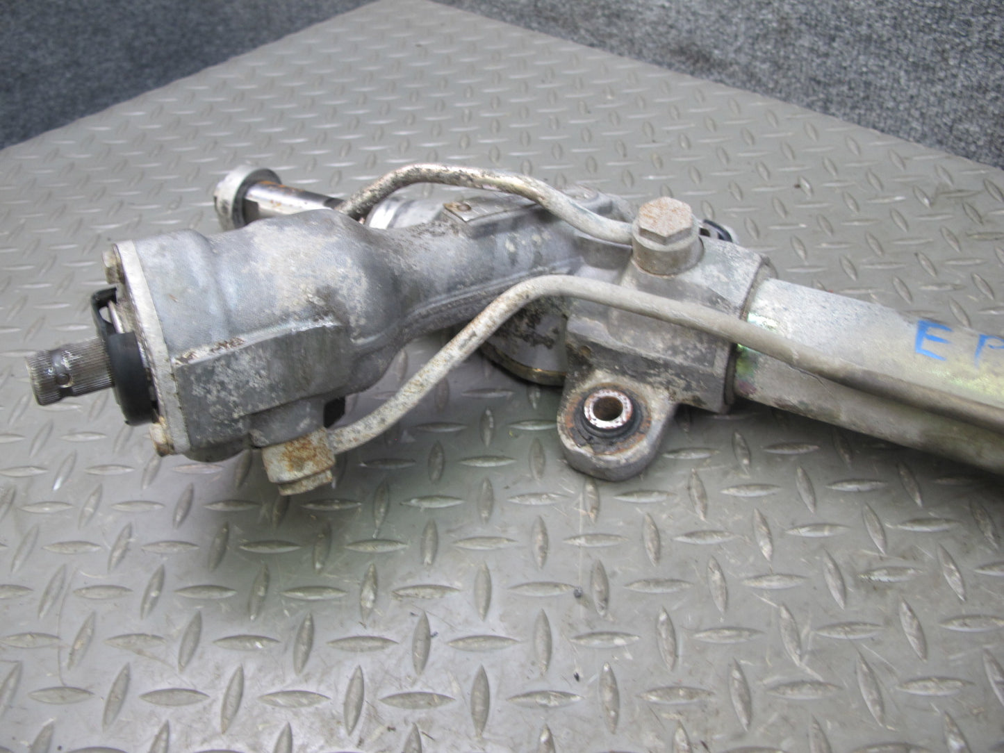 2010-2016 Porsche Panamera 970 RWD Power Steering Rack & Pinion Gear Assembly