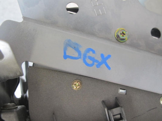 2003-2005 Lexus UZJ120L GX470 Navigation Display Climate Switch Cassette Player