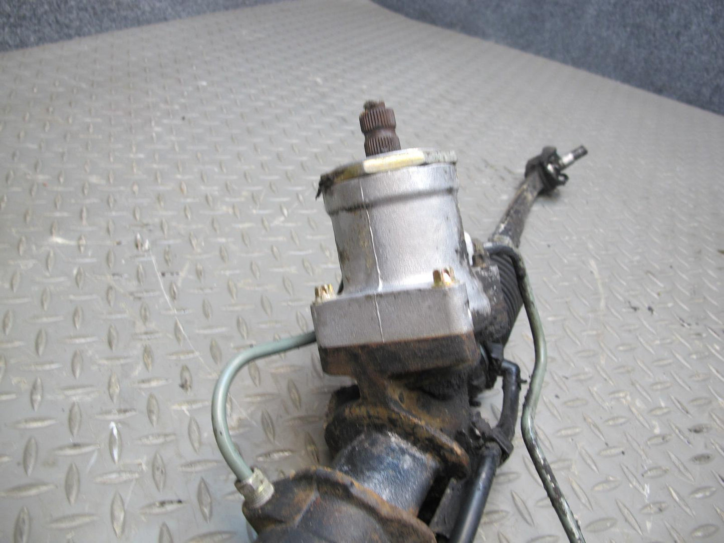 84-86 Nissan Z31 300ZX 2+0 Turbo Power Steering Rack & Pinion OEM