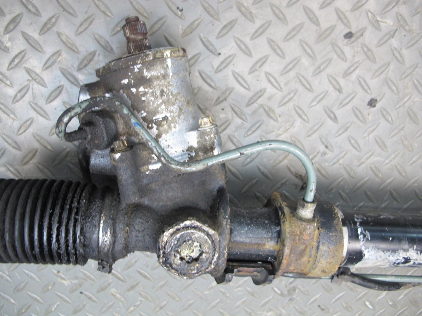 84-86 Nissan Z31 300ZX 2+0 Turbo Power Steering Rack & Pinion OEM