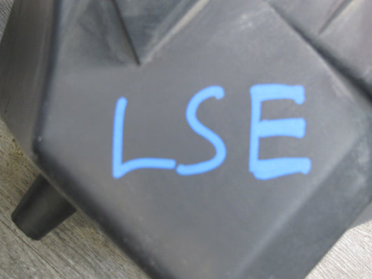 01-06 Lexus UCF30L LS430 Air Intake Cleaner Filter Box w MAF & Vacuum Switch OEM