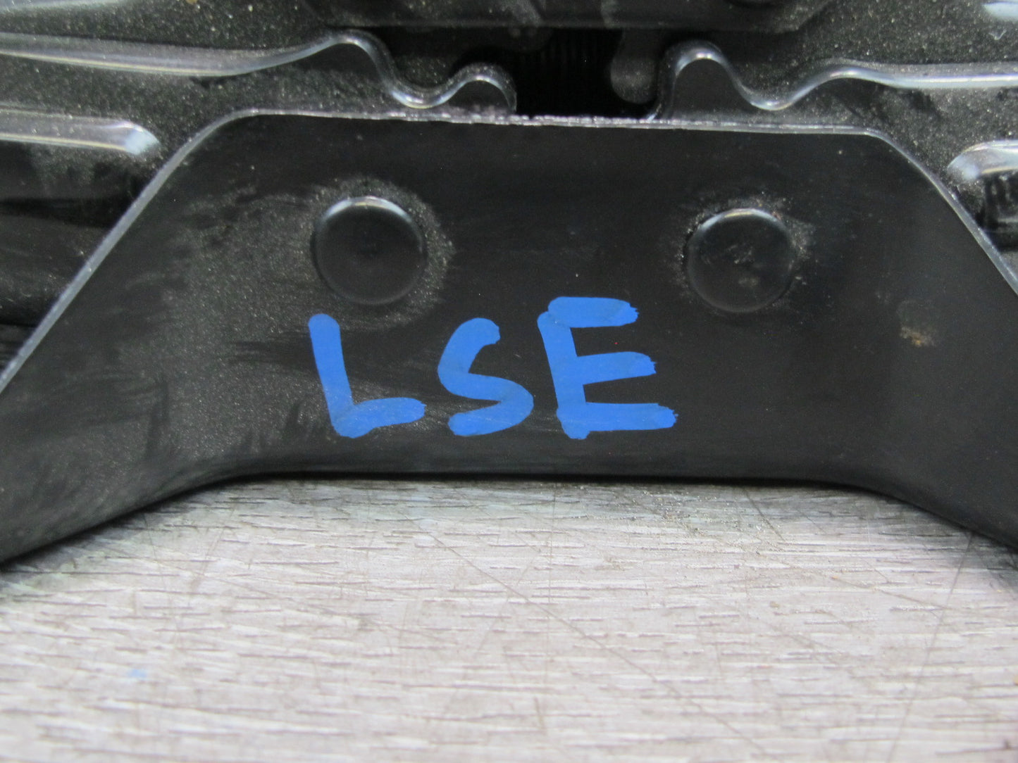 01-06 Lexus UCF30L LS430 Emergency Spare Tire Lift Jack w TOW Hook OEM
