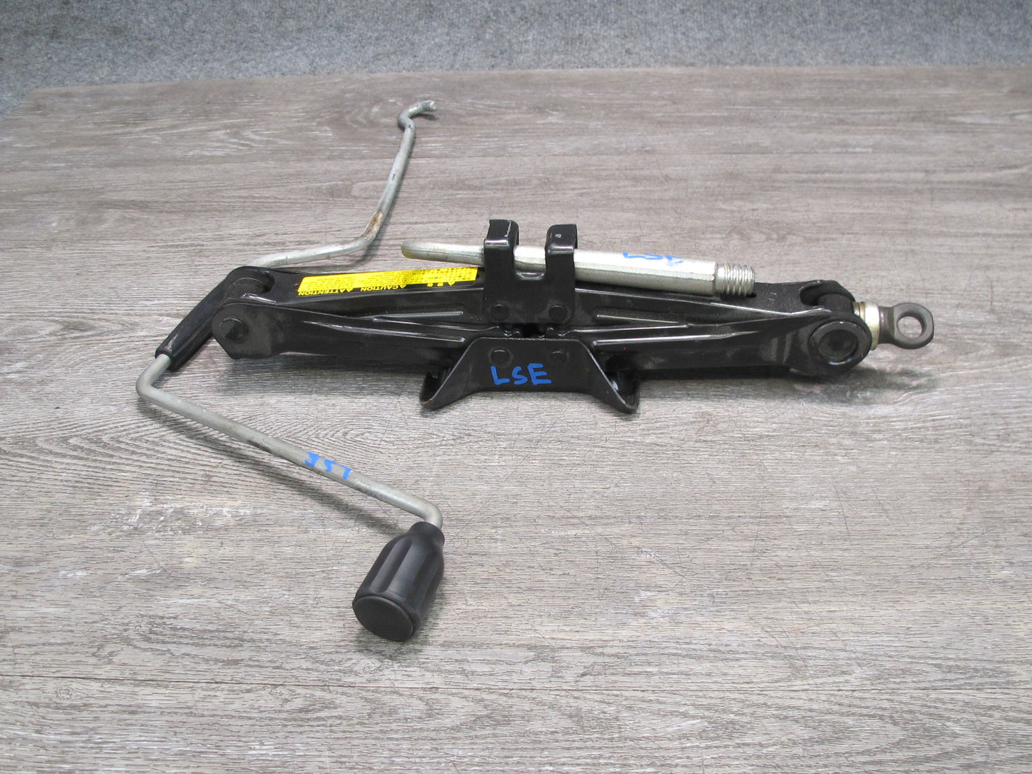 01-06 Lexus UCF30L LS430 Emergency Spare Tire Lift Jack w TOW Hook OEM