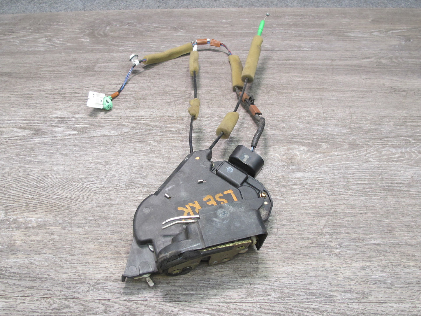 01-06 Lexus UCF30L LS430 Rear Right Door Lock Latch Actuator NO Soft Close OEM