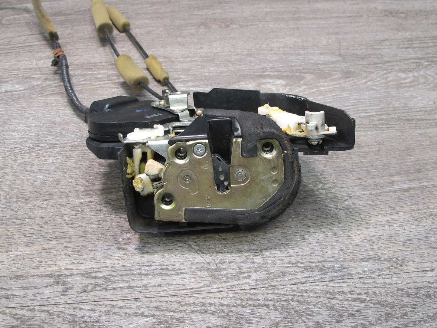 01-06 Lexus UCF30L LS430 Rear Right Door Lock Latch Actuator NO Soft Close OEM