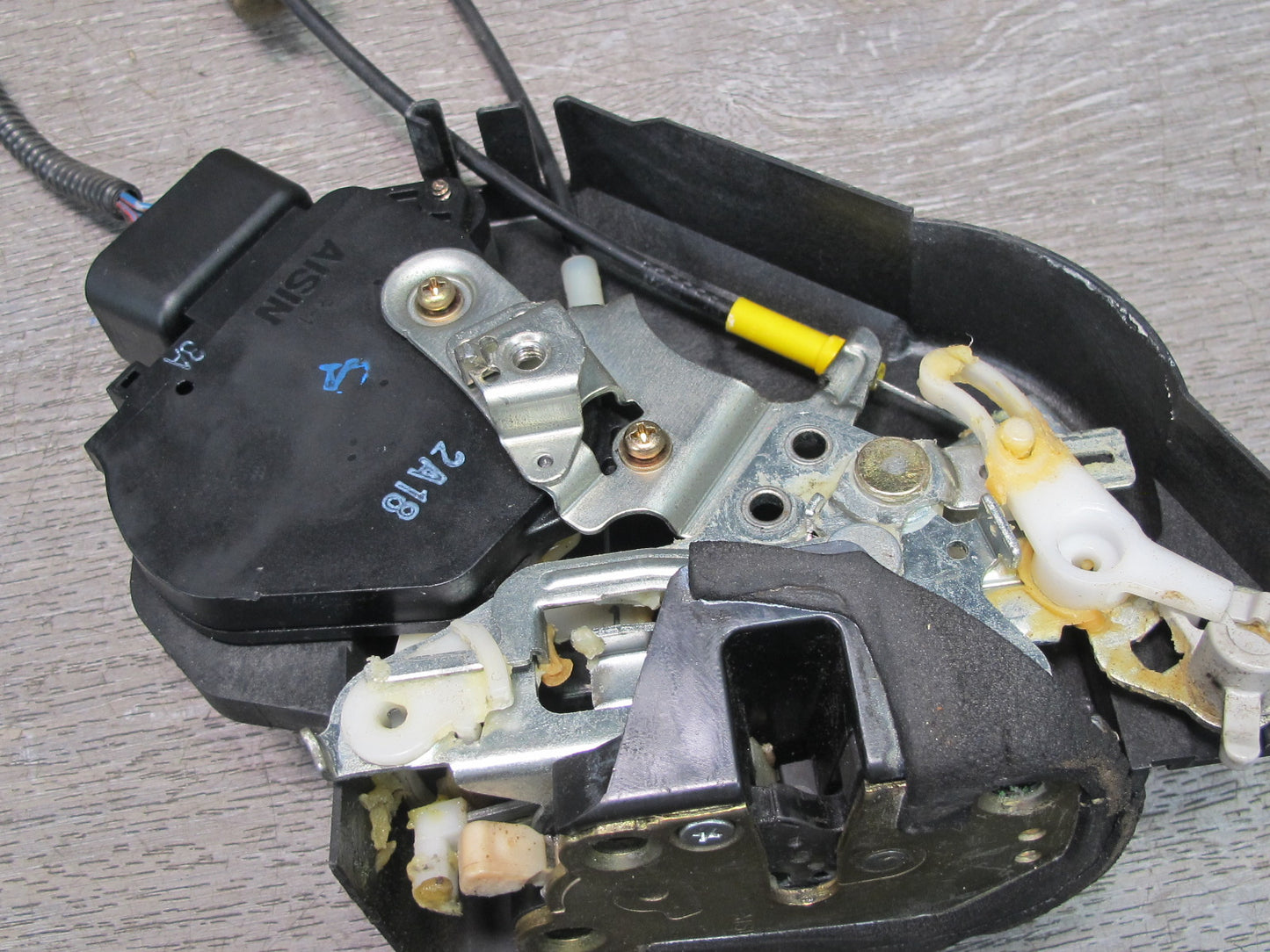 01-06 Lexus UCF30L LS430 Rear Right Door Lock Latch Actuator NO Soft Close OEM