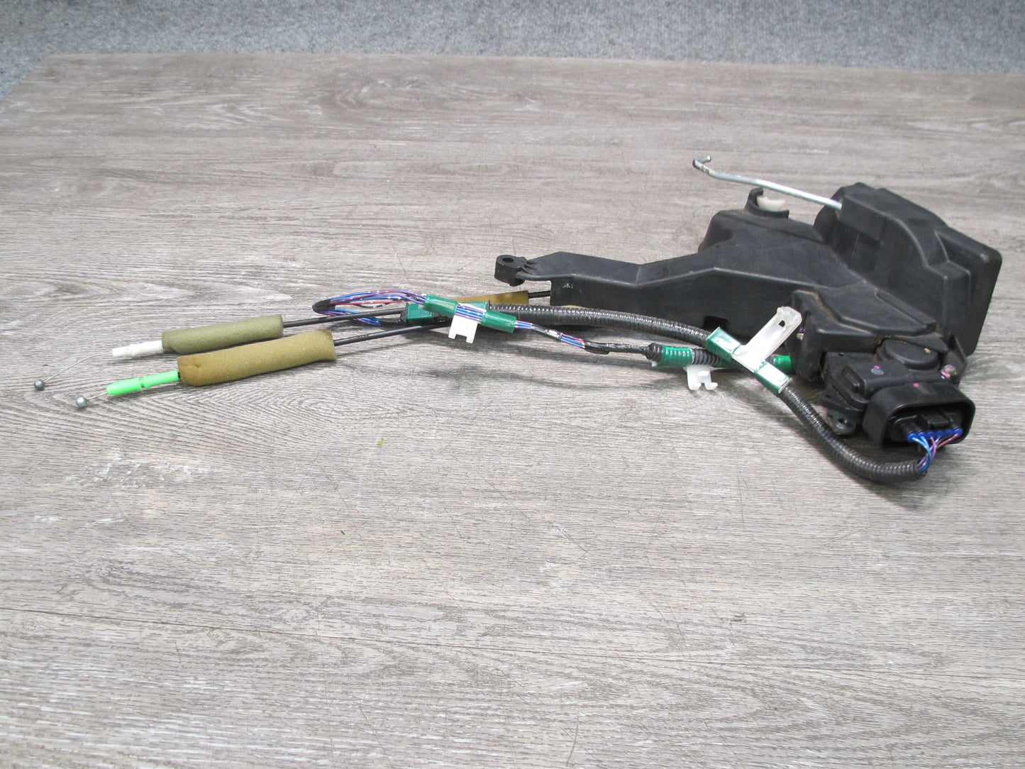 02-06 Lexus UCF30L LS430 Front Left Door Lock Latch Actuator NO Soft Close OEM