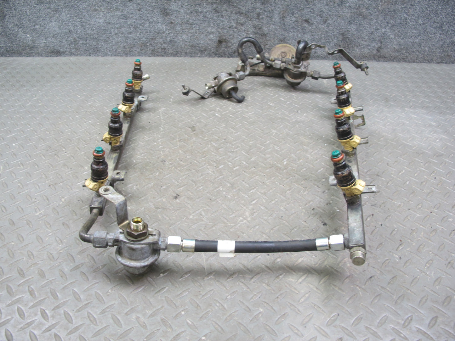 1987-1988 Porsche 928 S Fuel Injector Rail Hose Pressure Regulator Set