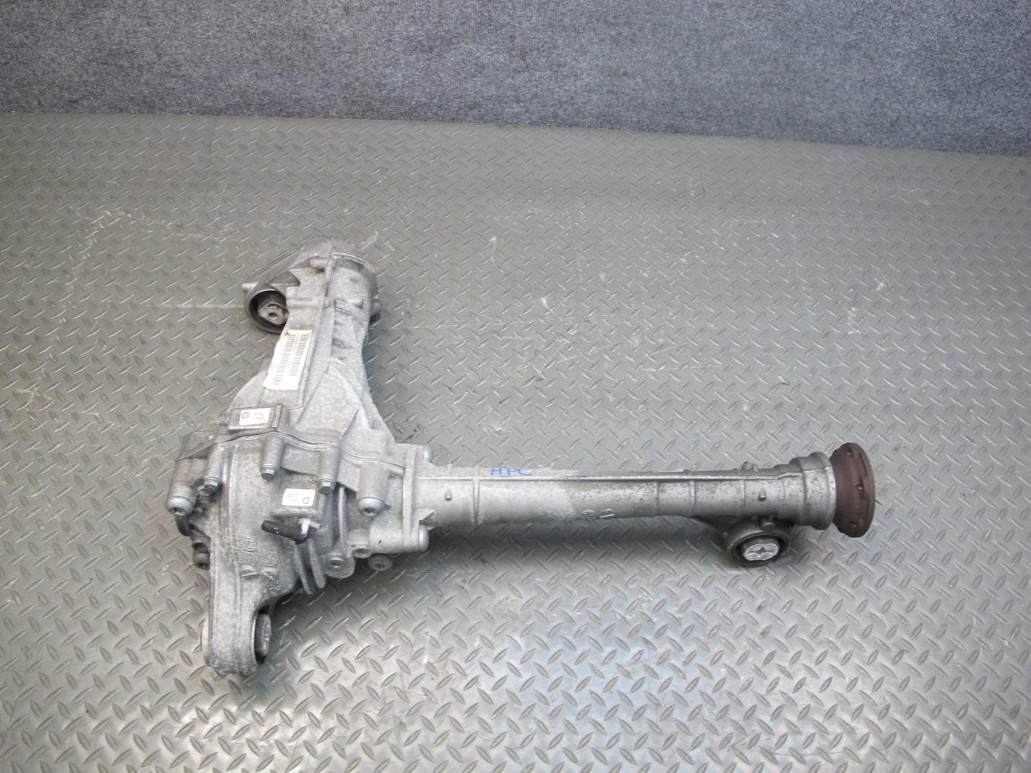2011-2014 Porsche Cayenne 958 4.8L Turbo AWD AGT Front Differential Carrier 91k