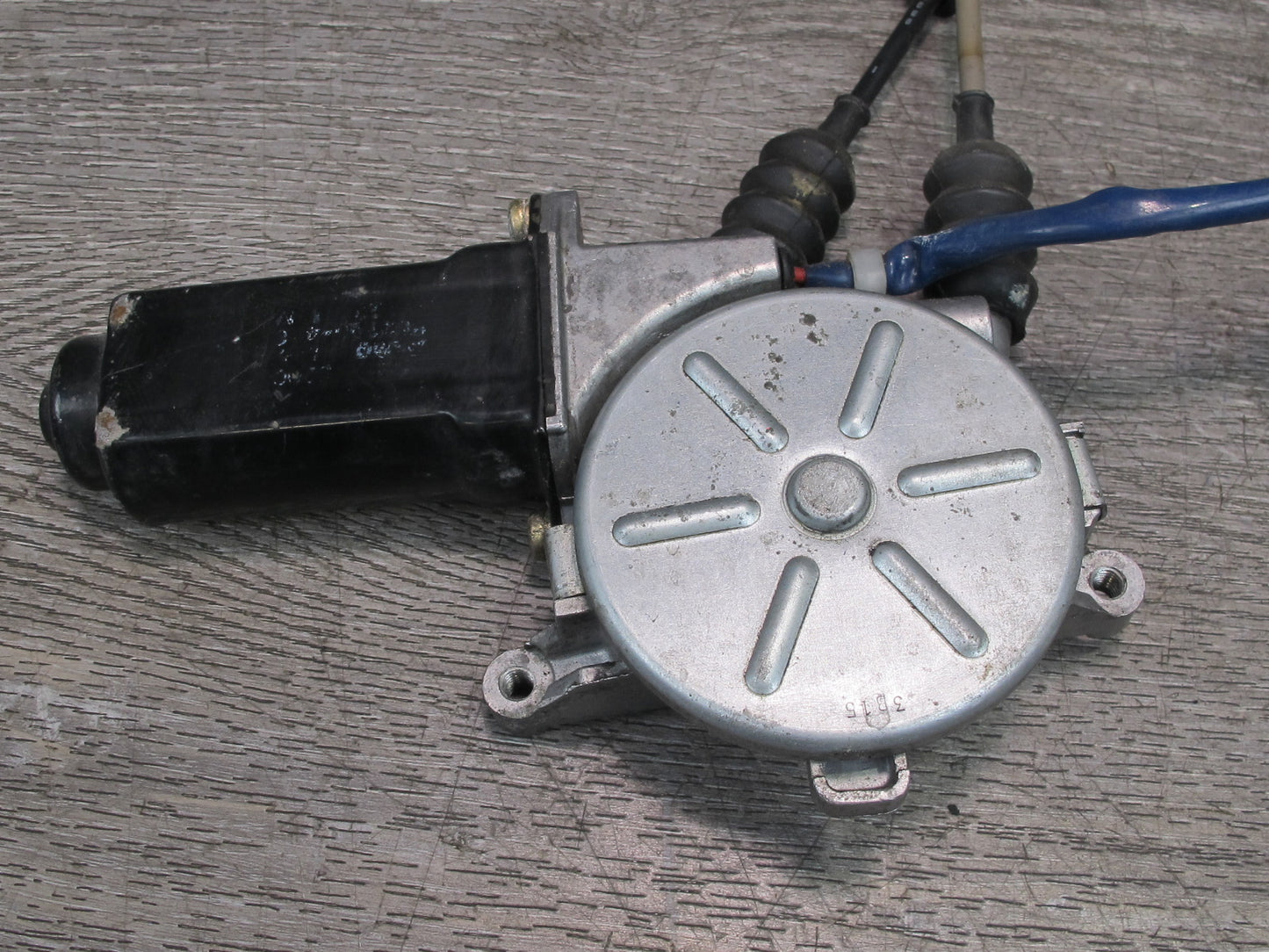 91-96 Mitsubishi 3000GT Left Door Window Regulator w Motor OEM