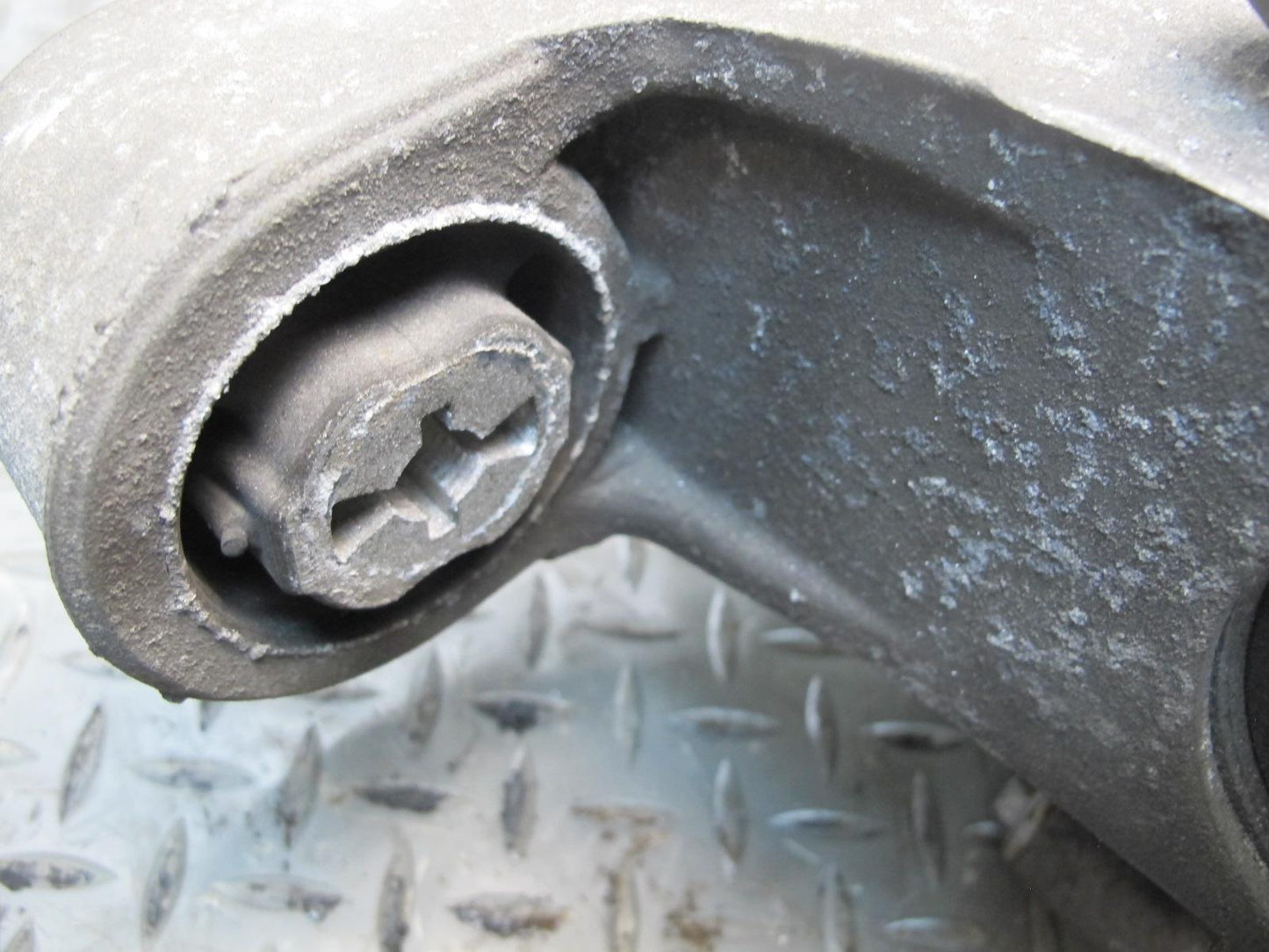 2011-2018 Porsche Cayenne 958 4.8L Turbo Rear Differential Carrier 0BN525017B