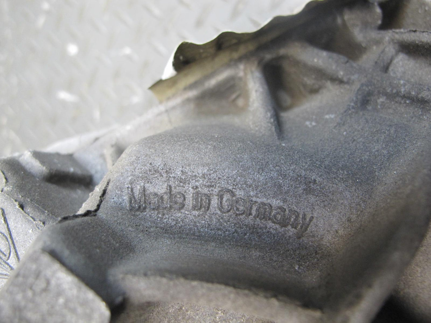2011-2018 Porsche Cayenne 958 4.8L Turbo Rear Differential Carrier 0BN525017B