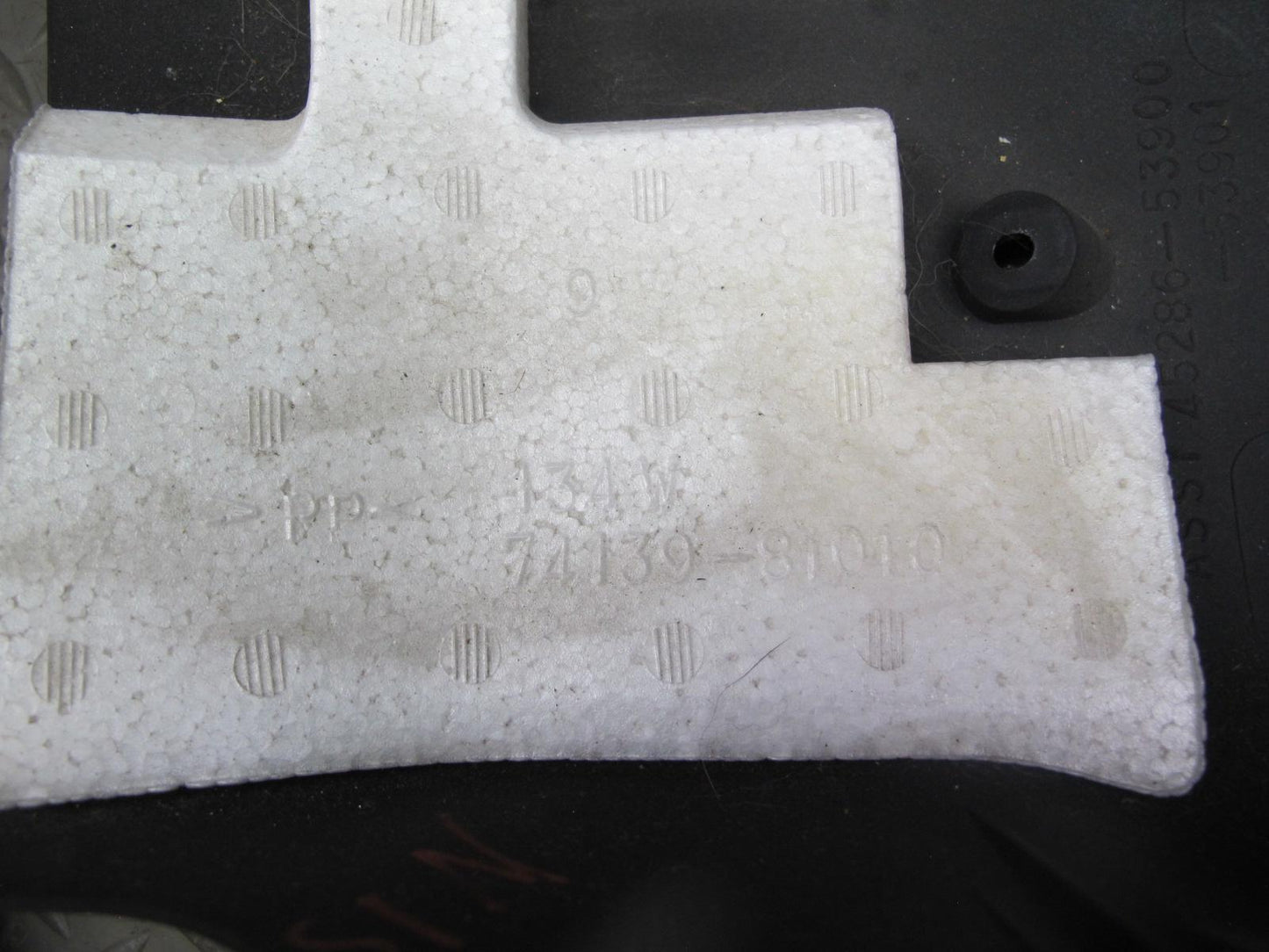 01-05 Lexus JCE10L IS300 Steering Column Upper & Lower Cover Trim Black Assy OEM