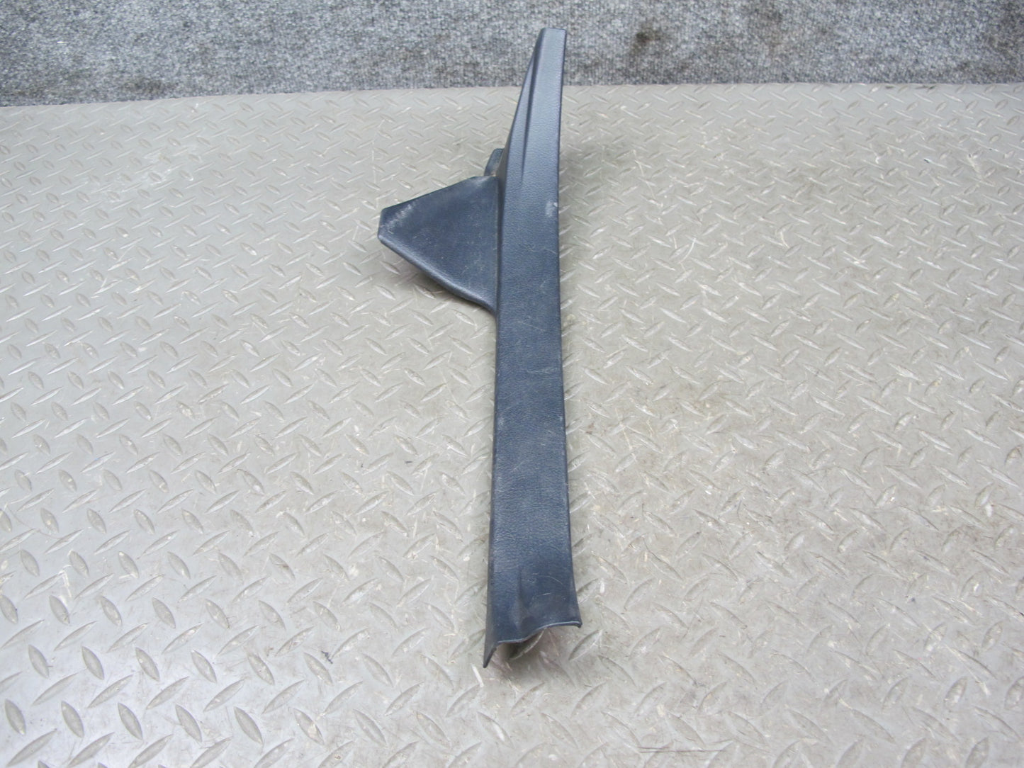 01-05 Lexus JCE10L IS300 Set of 2 Rear Right Left Door Scuff Sill Plate Trim OEM