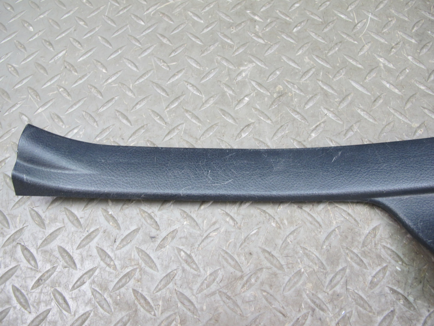 01-05 Lexus JCE10L IS300 Set of 2 Rear Right Left Door Scuff Sill Plate Trim OEM