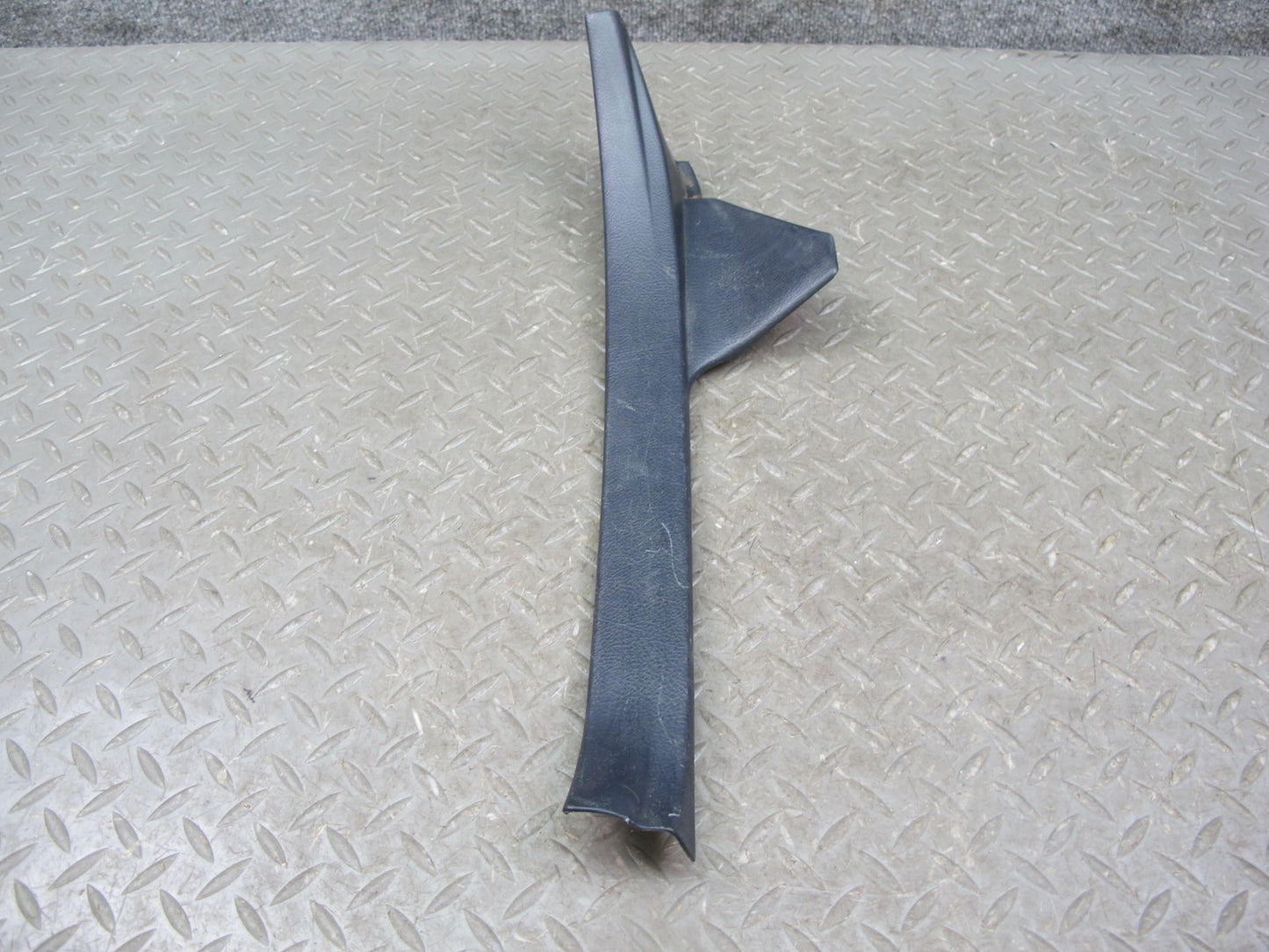 01-05 Lexus JCE10L IS300 Set of 2 Rear Right Left Door Scuff Sill Plate Trim OEM